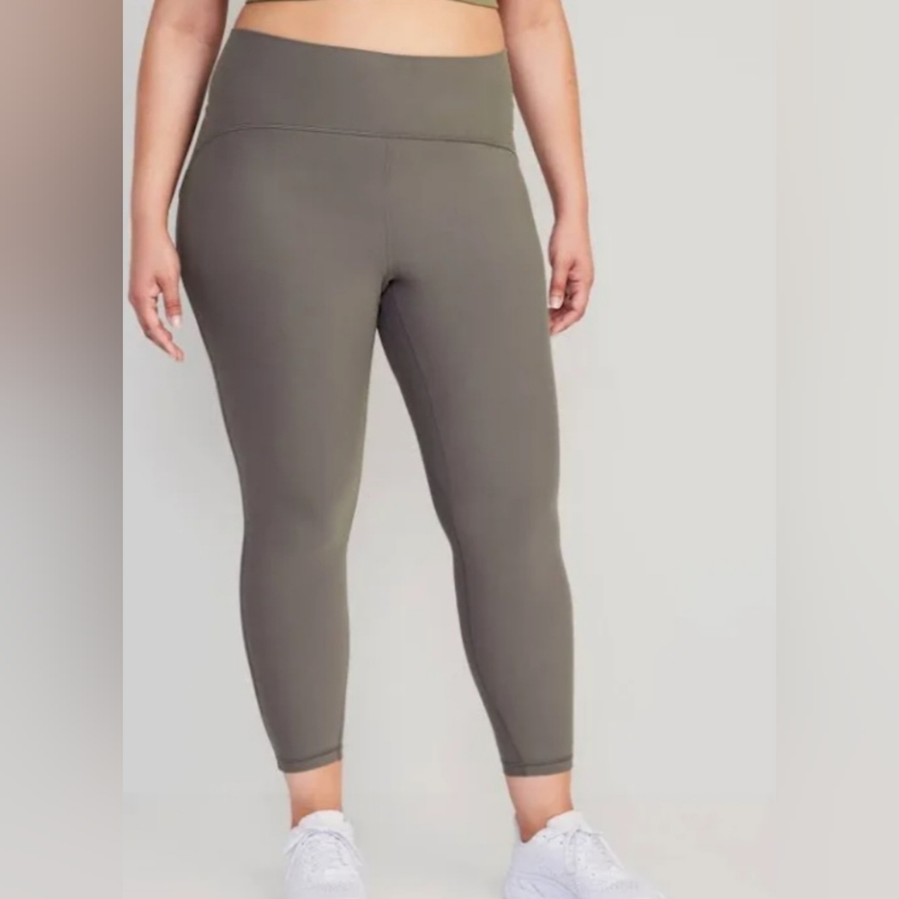 Old Navy Powerpress High Waisted 7/8 Length Legging